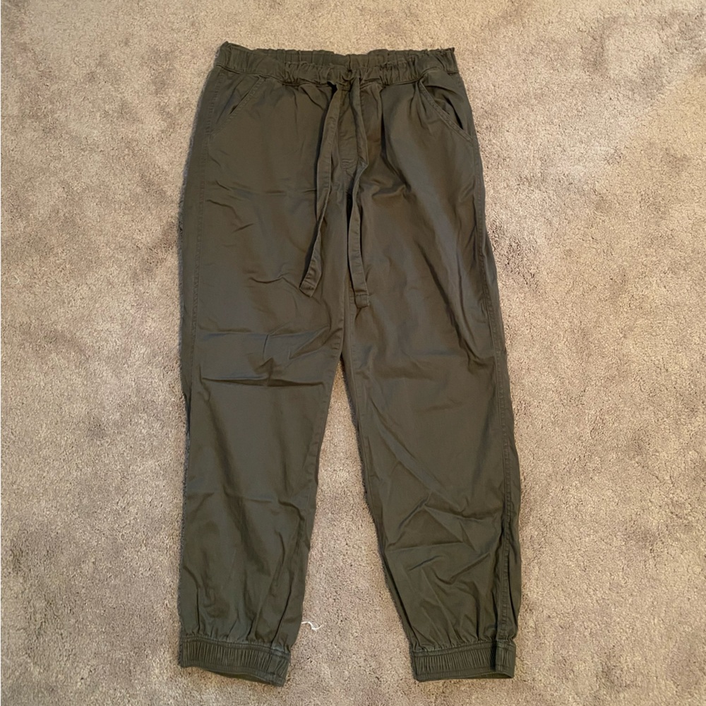 green target pants